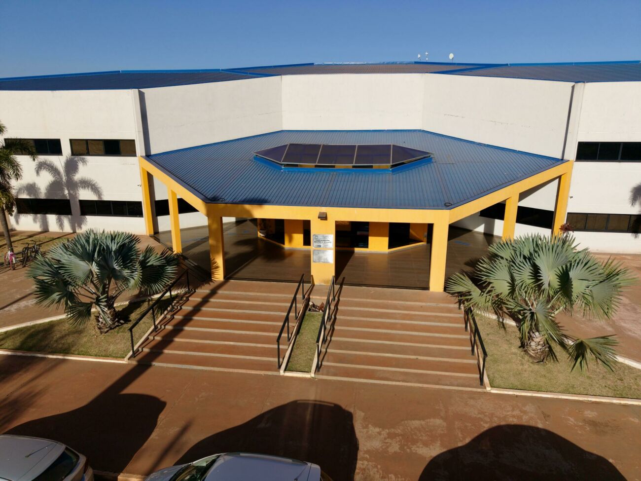 Ilustração da notícia Negociação da Prefeitura de Chapadão do Sul com sindicato gera revolta entre professores da MS Todo dia